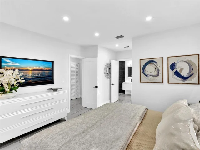 1937 SW 16th Ave, Miami FL 33145