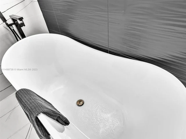 1937 SW 16th Ave, Miami FL 33145