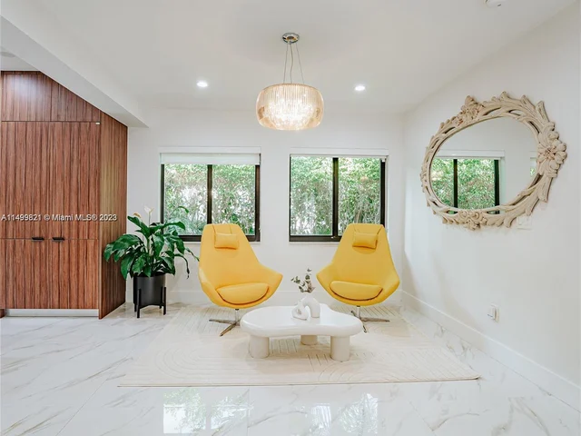 7601 Coquina Dr, North Bay Village FL 33141