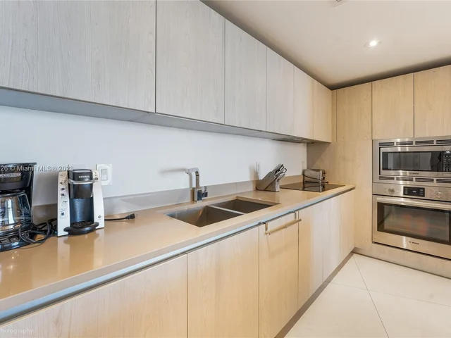 4111 S Ocean Dr # 2605, Hollywood FL 33019