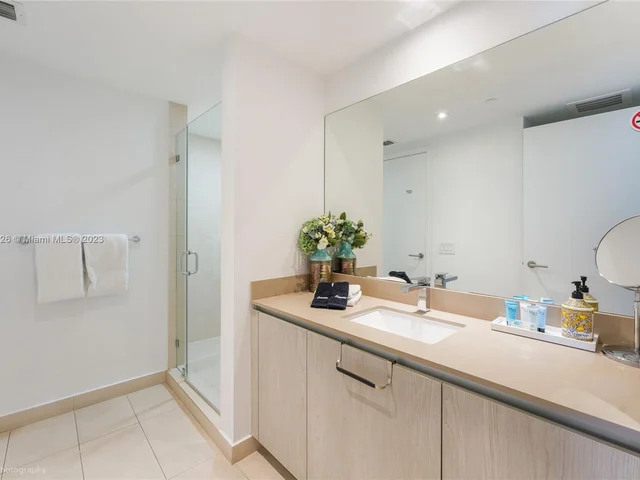 4111 S Ocean Dr # 2605, Hollywood FL 33019