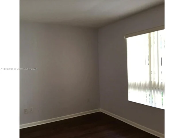 7355 SW 89th St # 420N, Miami FL 33156