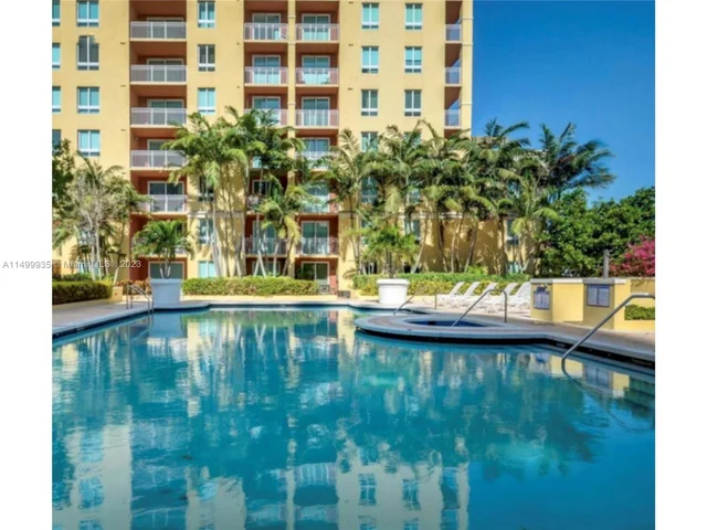 7355 SW 89th St # 420N, Miami FL 33156