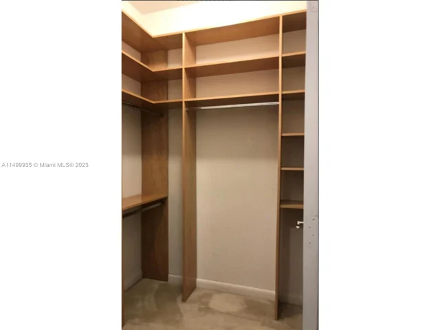 7355 SW 89th St # 420N, Miami FL 33156