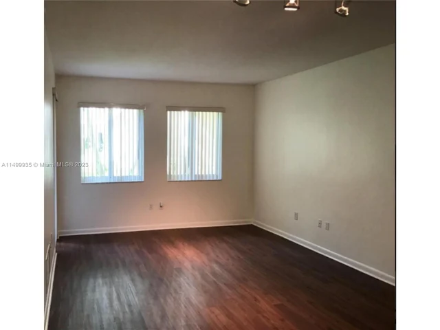 7355 SW 89th St # 420N, Miami FL 33156