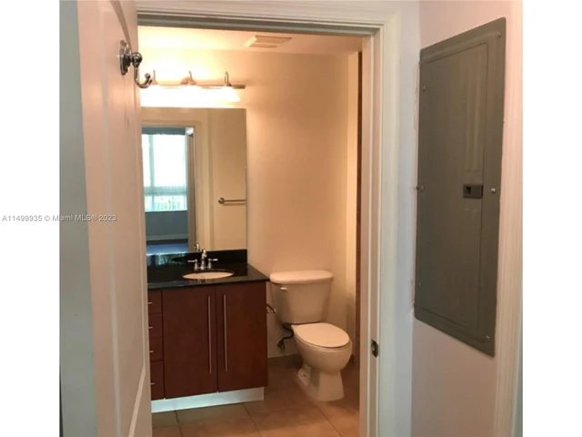 7355 SW 89th St # 420N, Miami FL 33156