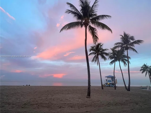 117 SE 3rd Ave # 9, Hallandale Beach FL 33009