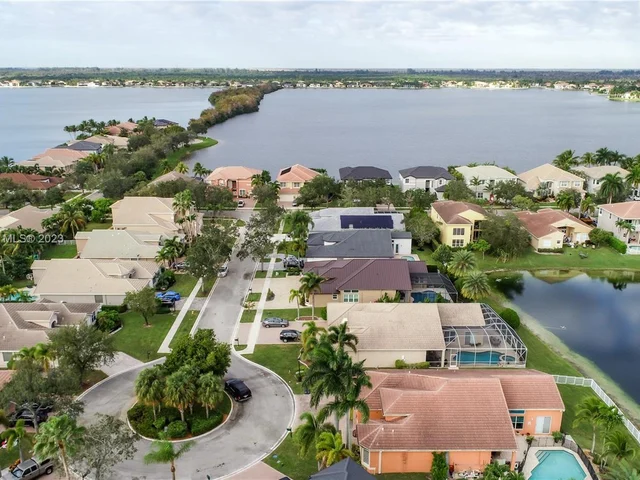 18607 SW 46th St, Miramar FL 33029