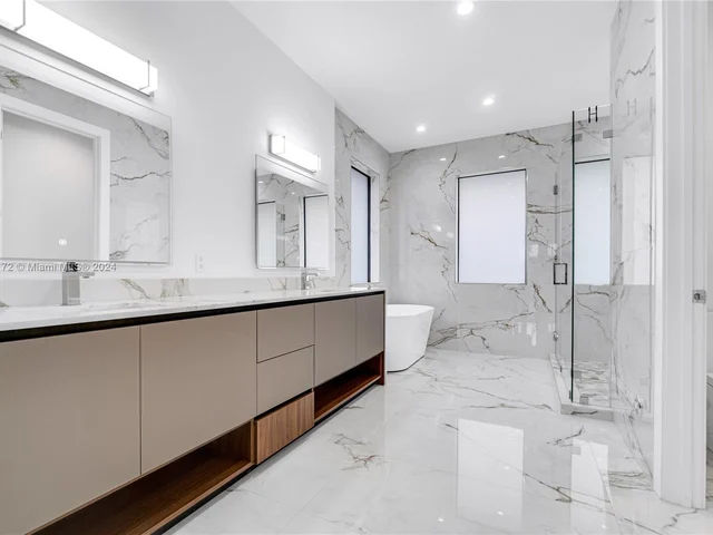 6535 SW 26th St, Miami FL 33155