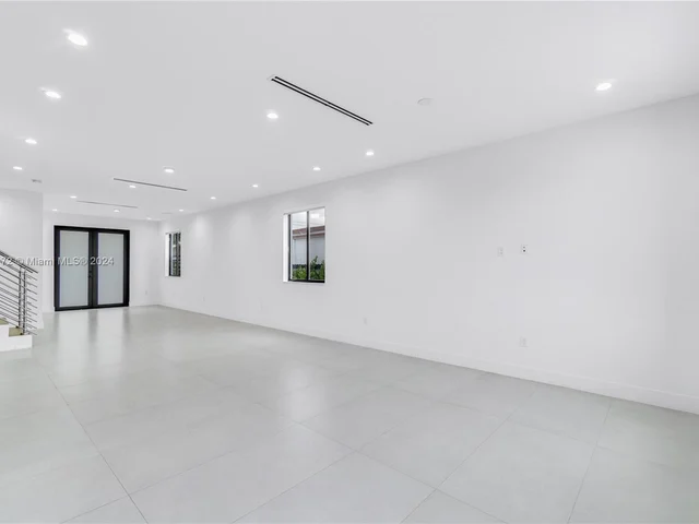 6535 SW 26th St, Miami FL 33155