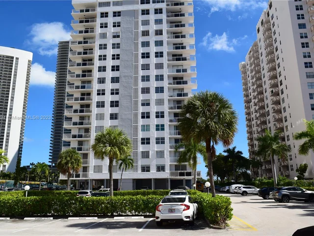 1849 S Ocean Dr # 407, Hallandale Beach FL 33009