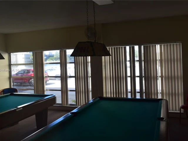 1849 S Ocean Dr # 407, Hallandale Beach FL 33009