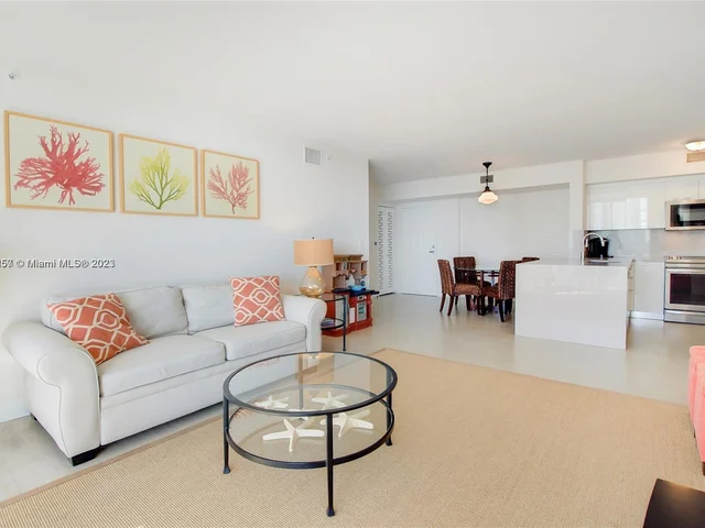 1155 Brickell Bay Dr # 2103, Miami FL 33131