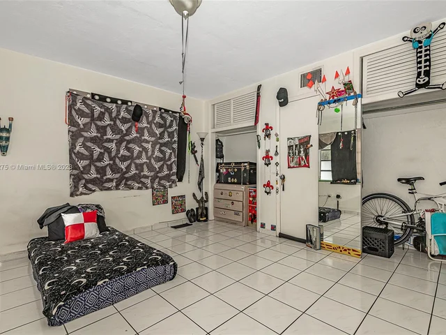 626 Meridian Ave # 12, Miami Beach FL 33139