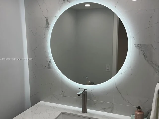 2750 NE 183rd St # 606, Aventura FL 33160