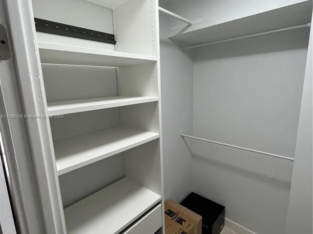 2750 NE 183rd St # 606, Aventura FL 33160