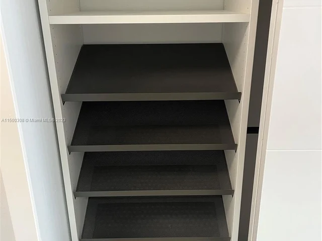 2750 NE 183rd St # 606, Aventura FL 33160