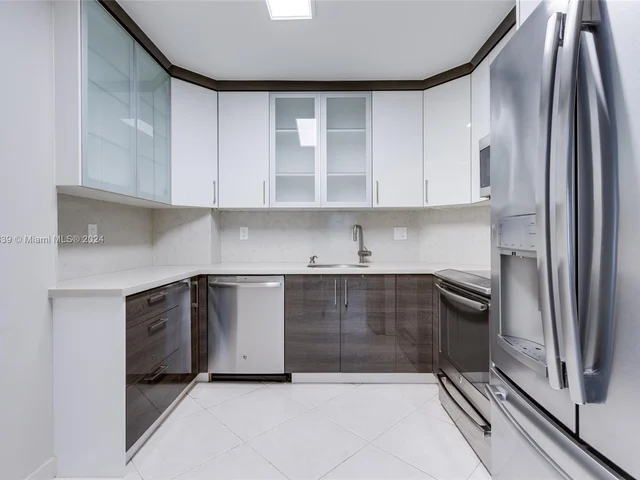 500 Bayview Dr # 1731, Sunny Isles Beach FL 33160