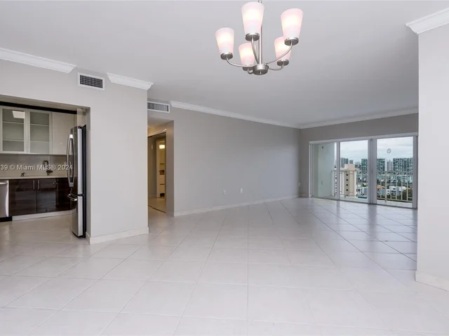 500 Bayview Dr # 1731, Sunny Isles Beach FL 33160