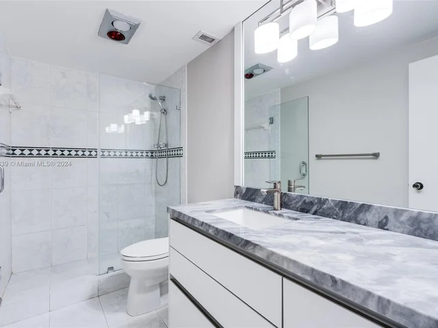 500 Bayview Dr # 1731, Sunny Isles Beach FL 33160