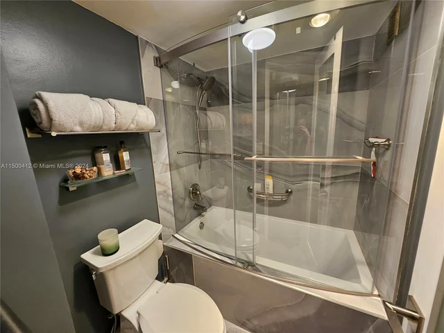 7135 Collins Ave # 1231, Miami Beach FL 33141