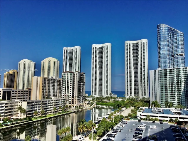 300 Bayview Dr # 905, Sunny Isles Beach FL 33160