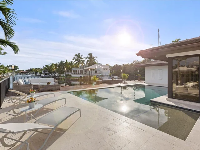 1300 Lugo Ave, Coral Gables FL 33156