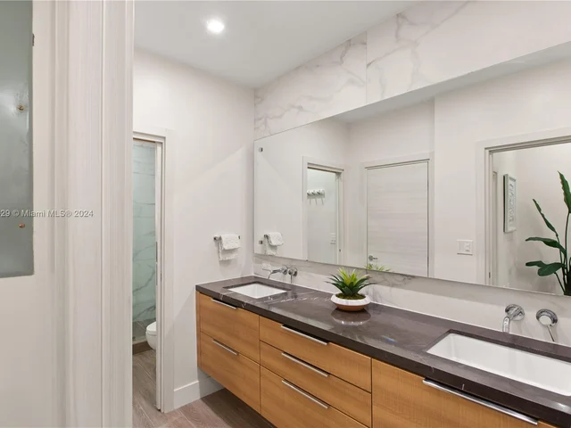 1300 Lugo Ave, Coral Gables FL 33156