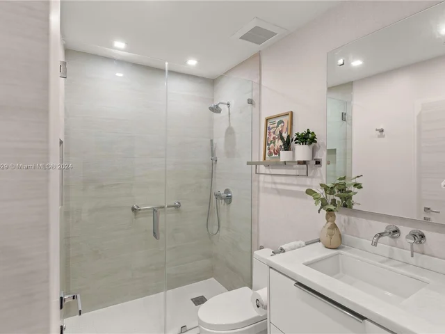 1300 Lugo Ave, Coral Gables FL 33156