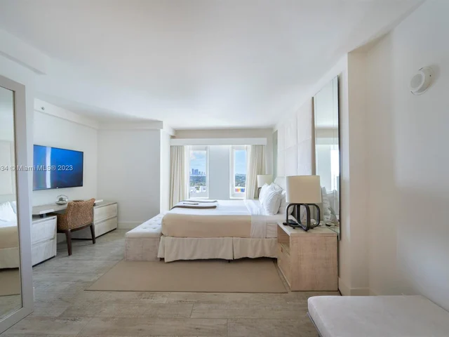 102 24th St # 1545, Miami Beach FL 33139