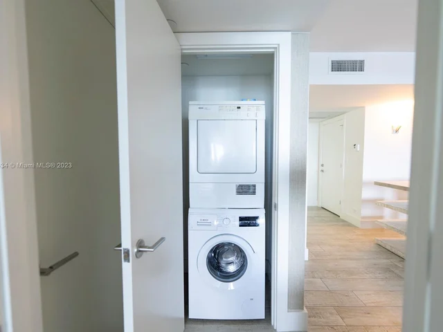 102 24th St # 1545, Miami Beach FL 33139