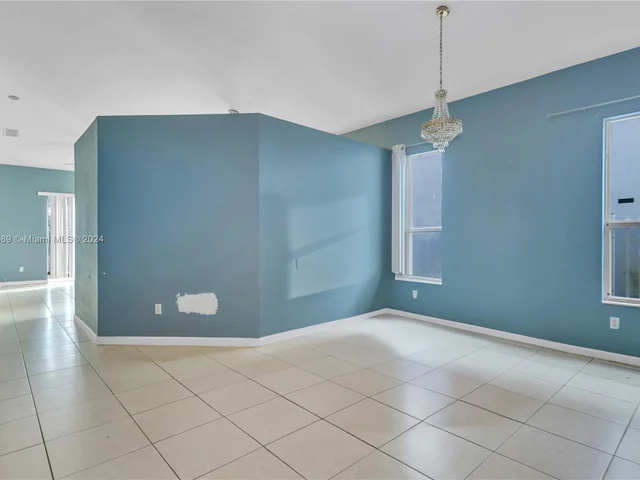 1819 NE 37th Pl, Homestead FL 33033