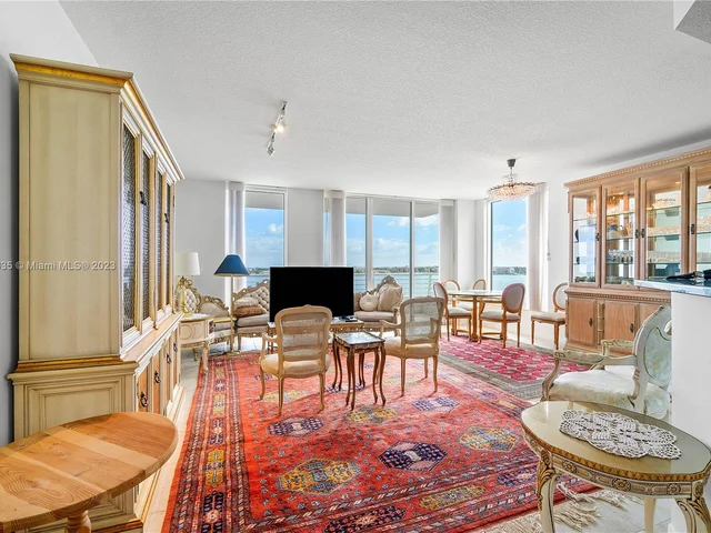 1551 N Flagler Dr # 818, West Palm Beach FL 33401