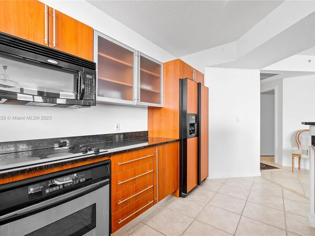 1551 N Flagler Dr # 818, West Palm Beach FL 33401