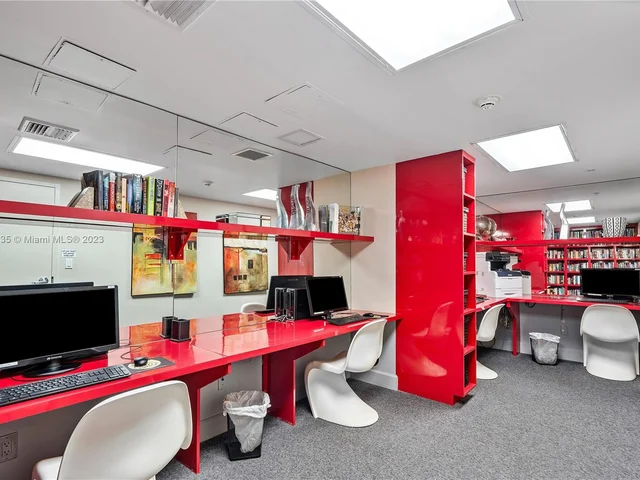 1551 N Flagler Dr # 818, West Palm Beach FL 33401