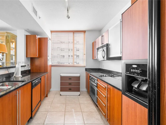 1551 N Flagler Dr # 818, West Palm Beach FL 33401