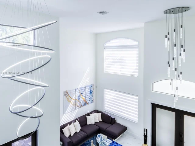 14201 SW 28th St, Miami FL 33175