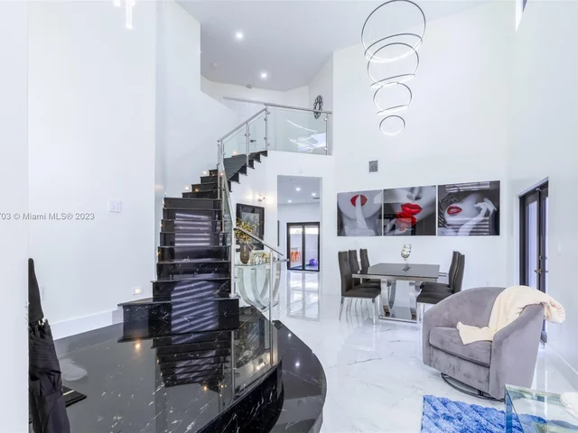 14201 SW 28th St, Miami FL 33175