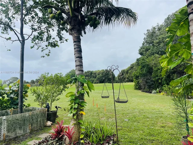 570 SW 20th Ct # 2, Delray Beach FL 33445