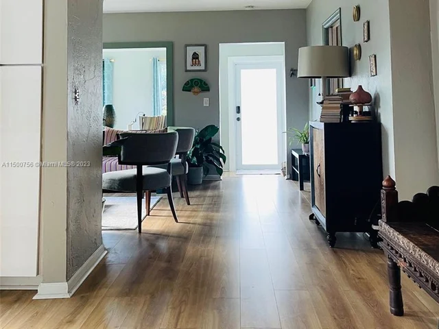 1520 NW 62nd Ter, Miami FL 33147