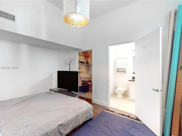 7934 West Dr # 901, North Bay Village FL 33141