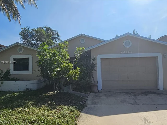 2408 Raleigh St, Hollywood FL 33020