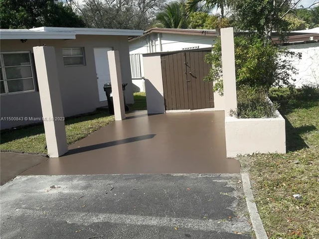 335 SW 18th Ave, Fort Lauderdale FL 33312