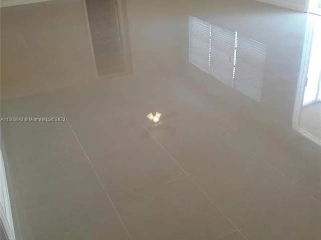 335 SW 18th Ave, Fort Lauderdale FL 33312