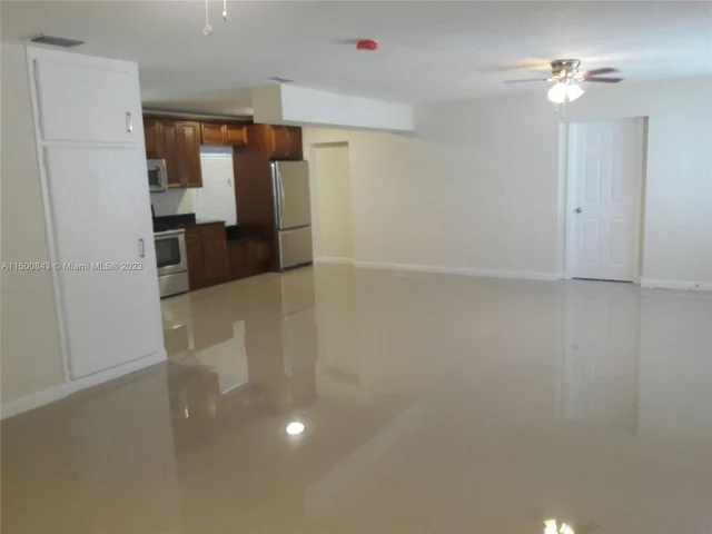 335 SW 18th Ave, Fort Lauderdale FL 33312