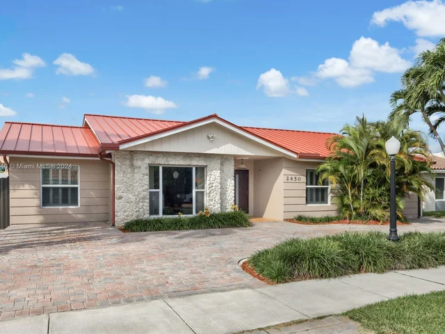 2450 SW 102nd Pl, Miami FL 33165