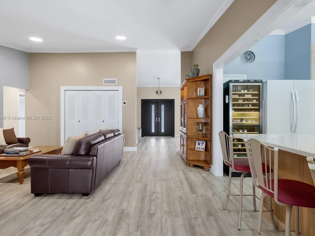 2450 SW 102nd Pl, Miami FL 33165