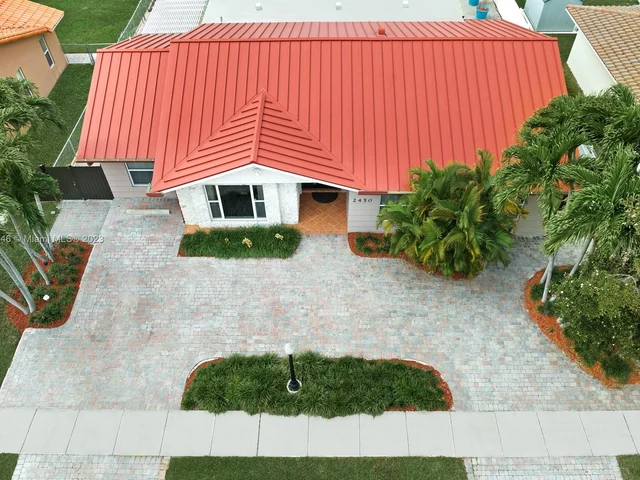 2450 SW 102nd Pl, Miami FL 33165