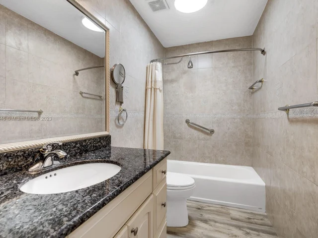 2450 SW 102nd Pl, Miami FL 33165