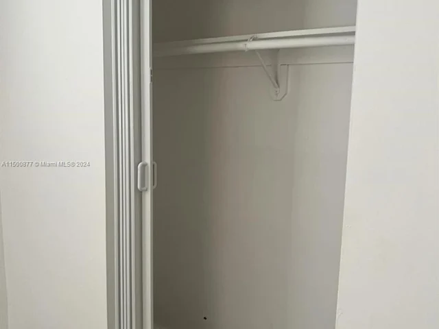 1510 NW 68th St # 3, Miami FL 33147